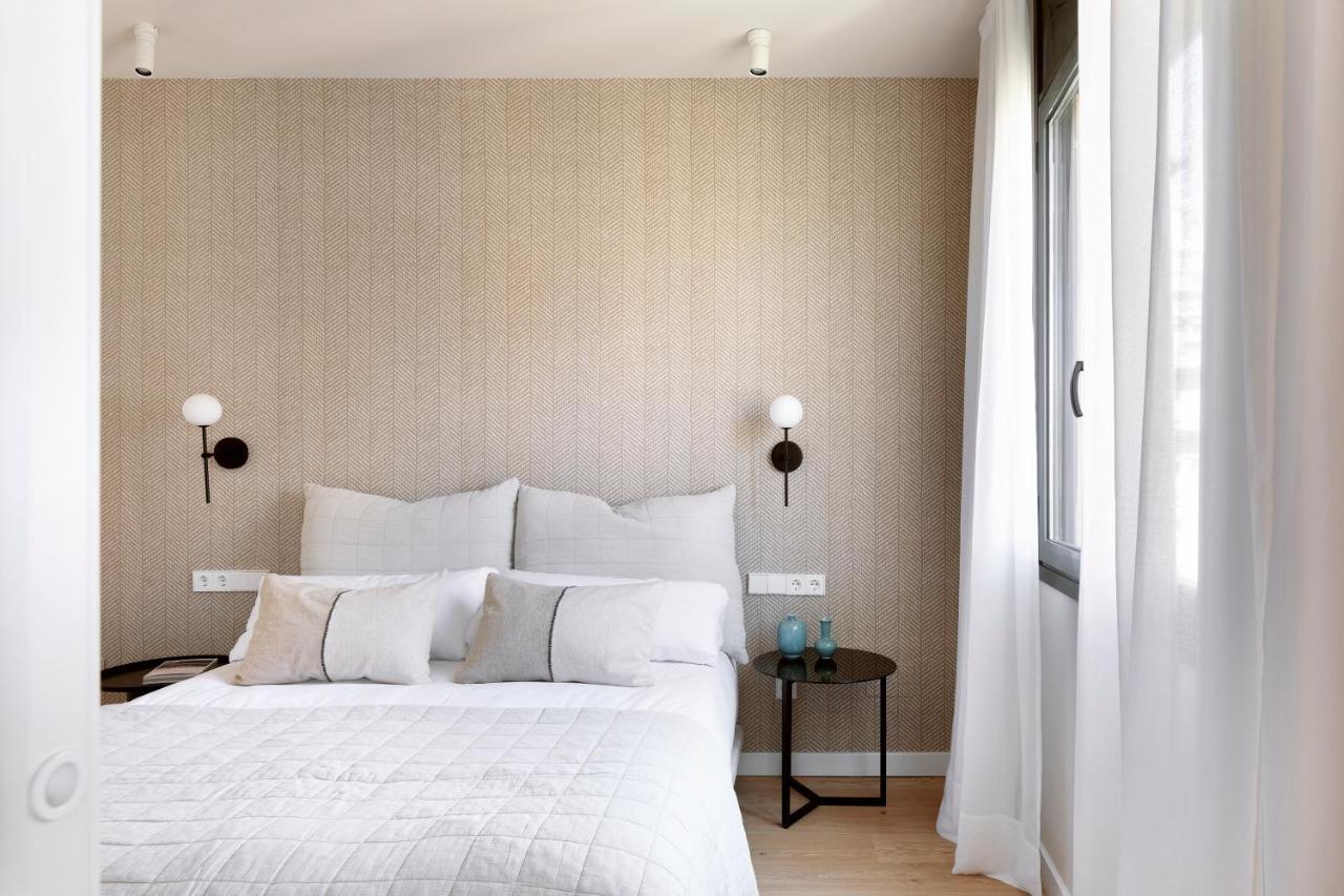 Apartamento de 2 dormitorios con balcón